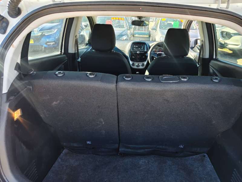 2016 HOLDEN SPARK LS, manual, low kilometers, $ 6600 Great 1st car.