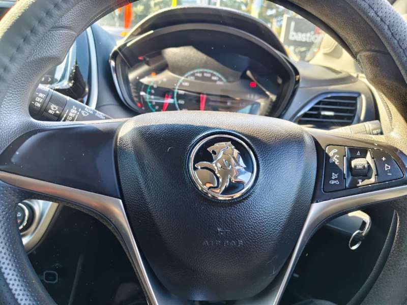 2016 HOLDEN SPARK LS, manual, low kilometers, $ 6600 Great 1st car.