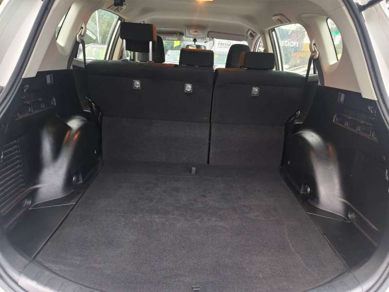 2017 TOYOTA RAV4 GX (4x4), auto, well maintained, $ 17999 Great city suv.