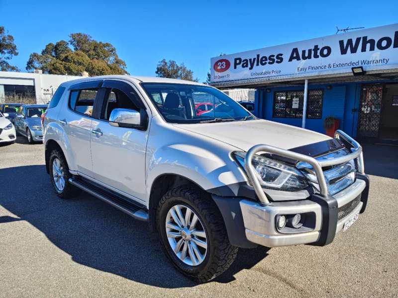 2018 ISUZU MU-X LS-U (4x4), 7seats, possibly the best you will find! $ 21999 Great family suv.
