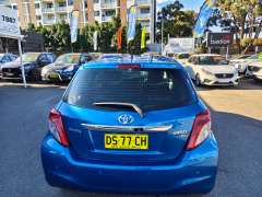 2012 TOYOTA YARIS YRS, 5doors, auto, only done 87865km! $ 11999 Cheap reliable 1st car.