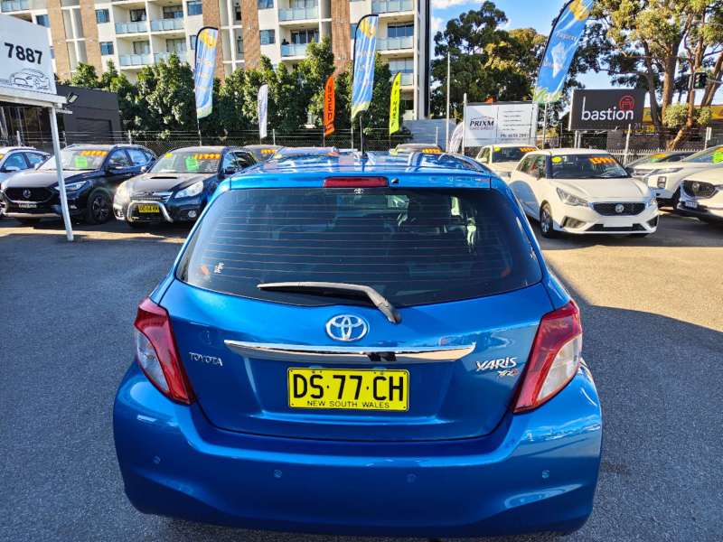 2012 TOYOTA YARIS YRS, 5doors, auto, only done 87865km! $ 11999 Cheap reliable 1st car.