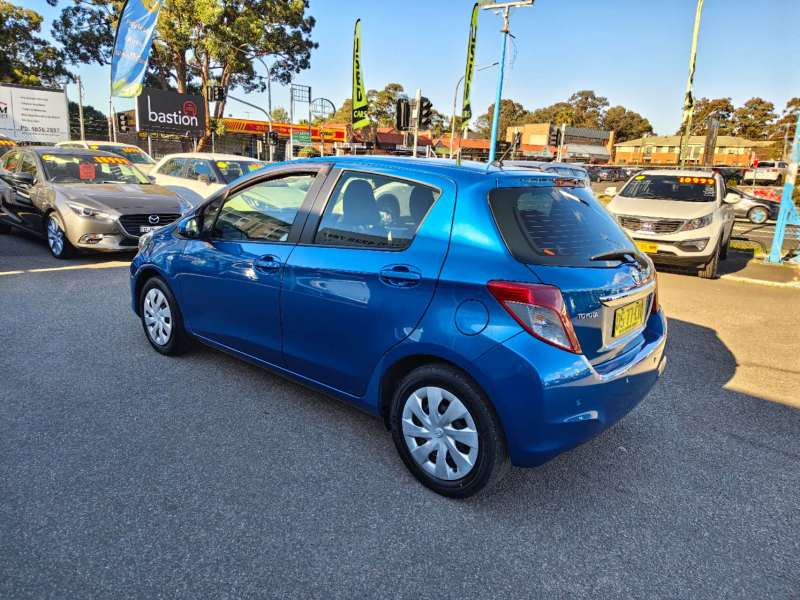 2012 TOYOTA YARIS YRS, 5doors, auto, only done 87865km! $ 11999 Cheap reliable 1st car.