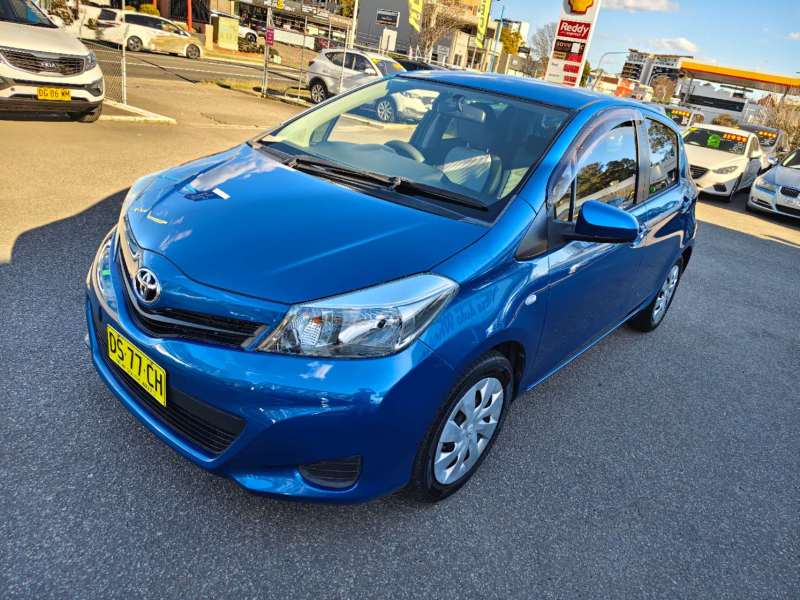 2012 TOYOTA YARIS YRS, 5doors, auto, only done 87865km! $ 11999 Cheap reliable 1st car.