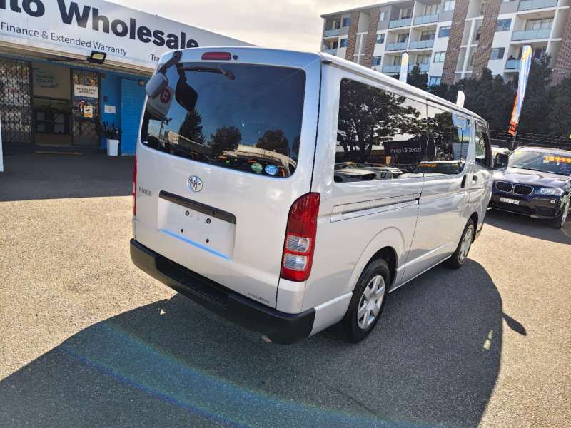 2015 TOYOTA HIACE DX, 6 seats, auto, low kilometers, well maintained, $ 23999 On special