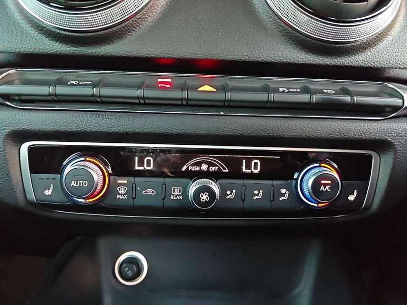 2020 AUDI A3 35 TFSI S LINE PLUS, Only done 77698km, $ 24999 Nice car.