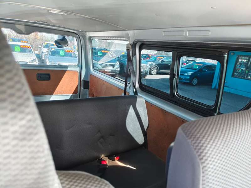 2015 TOYOTA HIACE DX, 6 seats, auto, low kilometers, well maintained, $ 22999 On special