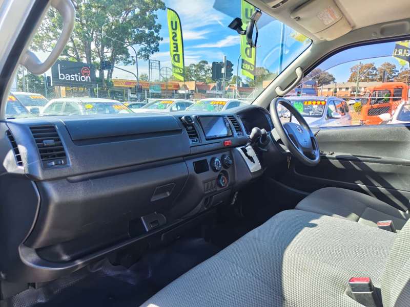 2015 TOYOTA HIACE DX, 6 seats, auto, low kilometers, well maintained, $ 23999 On special