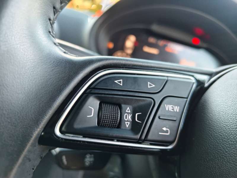 2020 AUDI A3 35 TFSI S LINE PLUS, Only done 77698km, $ 24999 Nice car.