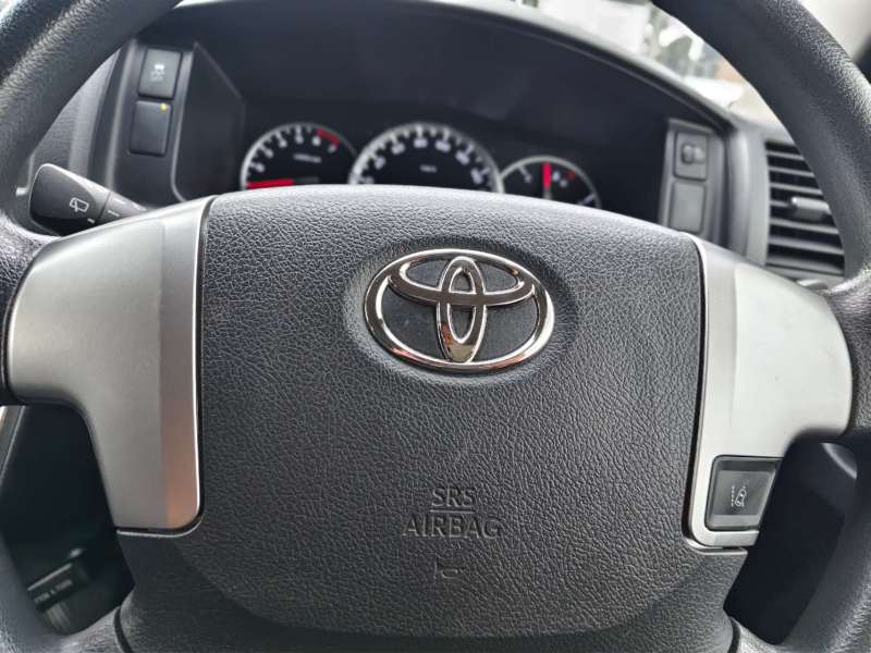 2019 TOYOTA HIACE DX, 6seats, auto, 55320km only, $ 28999 Ready for work.