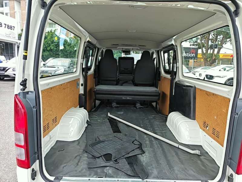 2019 TOYOTA HIACE DX, 6seats, auto, 55320km only, $ 28999 Ready for work.