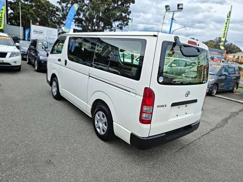 2019 TOYOTA HIACE DX, 6seats, auto, 55320km only, $ 28999 Ready for work.