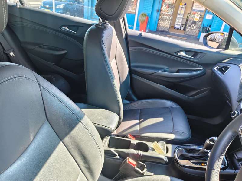 2019 HOLDEN ASTRA LTZ , auto, only 40348km! Top of the range, $ 12999 Nice looking car.