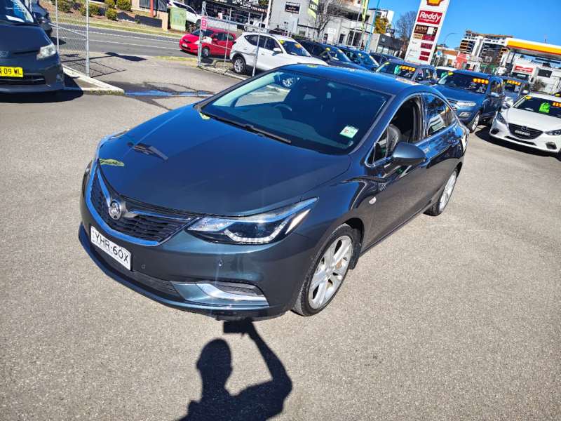 2019 HOLDEN ASTRA LTZ , auto, only 40348km! Top of the range, $ 12999 Nice looking car.