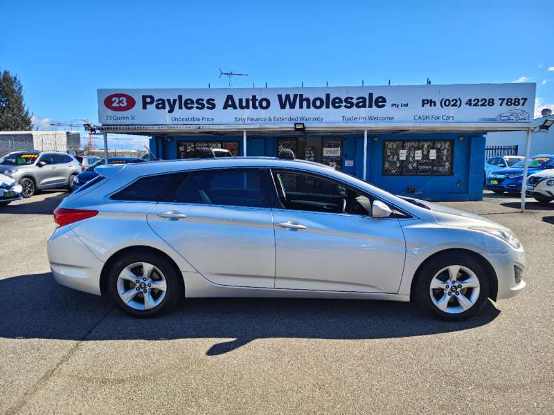 2011 HYUNDAI i40 ACTIVE, wagon, low kilometers, well maintained, $ 8999 Great 1st car