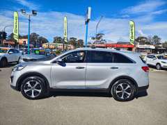 2016 KIA SORENTO SLi (4x4), 7seats, low kilometers, well maintained, $ 14999 Great car.