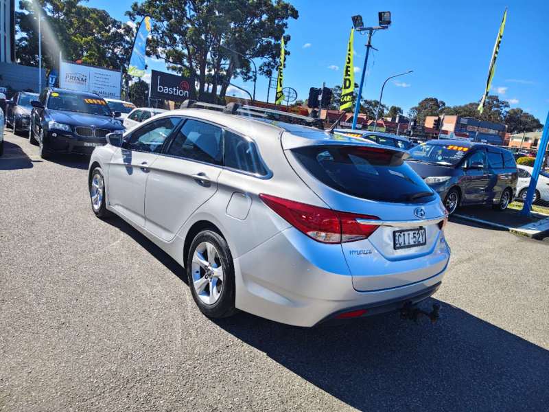 2011 HYUNDAI i40 ACTIVE, wagon, low kilometers, well maintained, $ 8999 Great 1st car