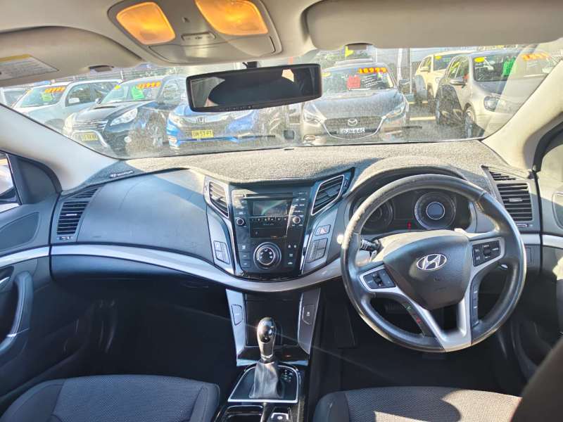 2011 HYUNDAI i40 ACTIVE, wagon, low kilometers, well maintained, $ 8999 Great 1st car