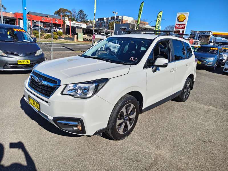 2017 SUBARU FORESTER 2.5i-L, auto, low kilometers, $ 16999 Great suv.