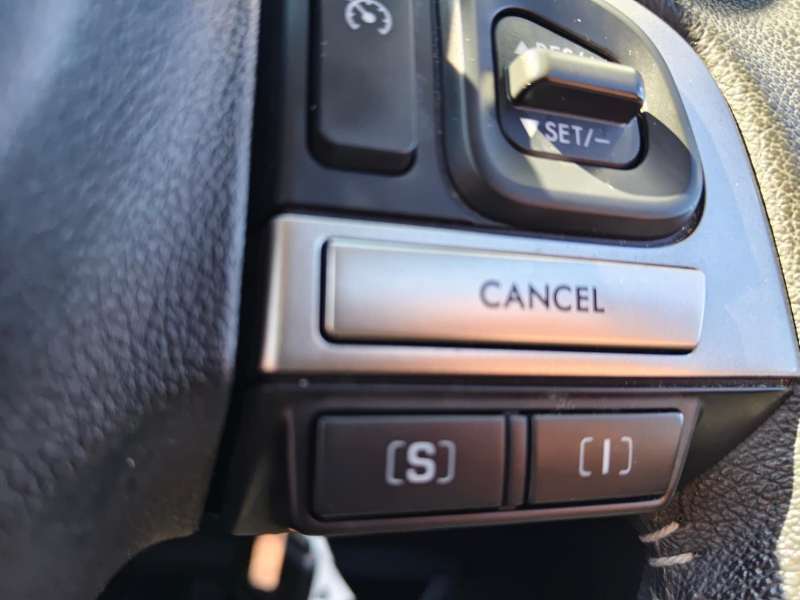 2017 SUBARU FORESTER 2.5i-L, auto, low kilometers, $ 16999 Great suv.