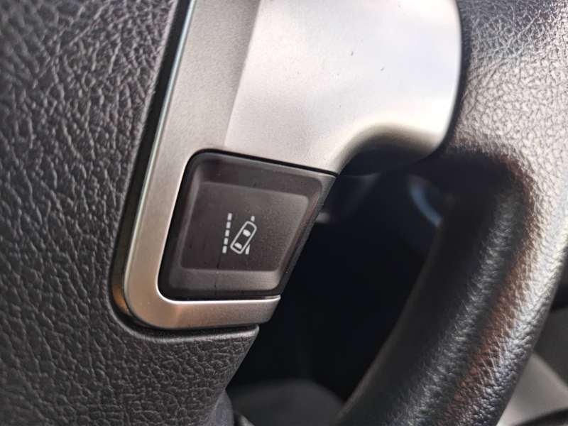 2019 TOYOTA HIACE DX, New shape, low kilometers ,well maintained, $ 28999 Ready for work.