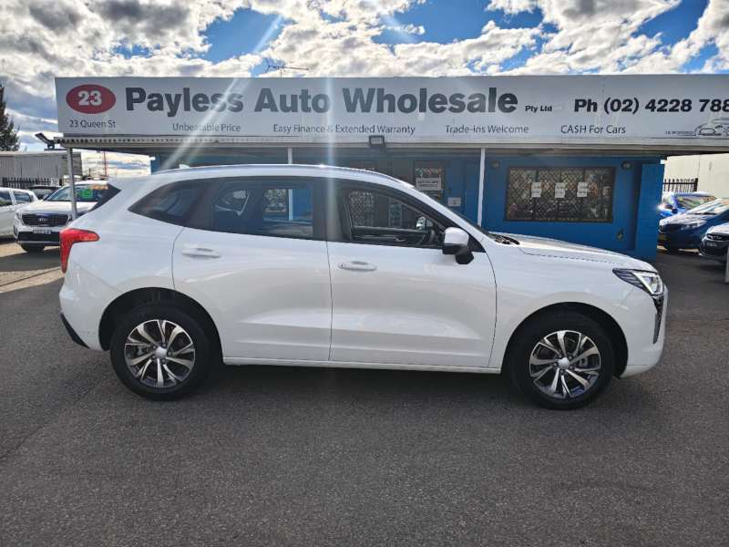 2023 GWM HAVAL JOLION PREMIUM, Under new car warranty, $ 17999 Great car.