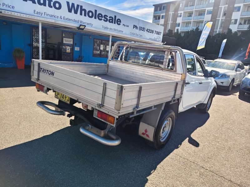 2014 MITSUBISHI TRITON GLX, auto, only 132930km! $ 12999 Ready for work