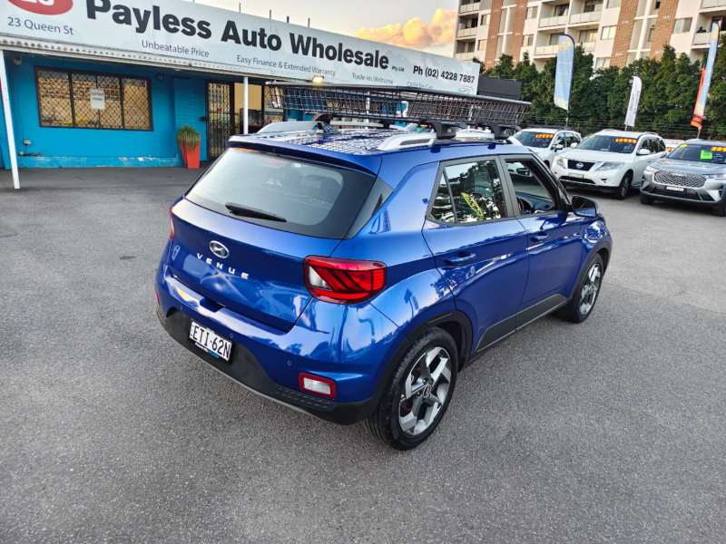 2022 HYUNDAI VENUE ACTIVE, One owner, Under new car warranty, $ 15999