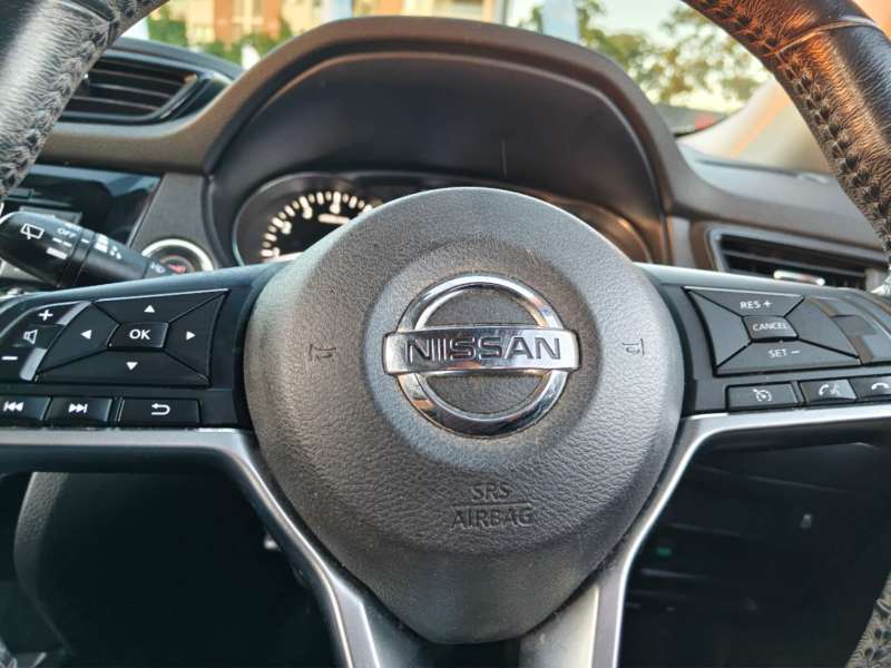 2017 NISSAN X-TRAIL ST-L , Only 85915km, $ 14999 Nice city suv.