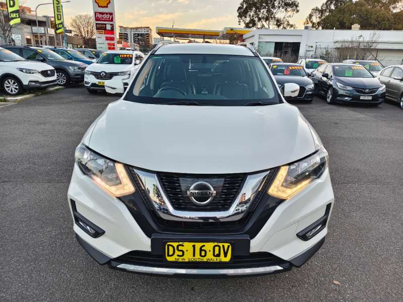 2017 NISSAN X-TRAIL ST-L , Only 85915km, $ 14999 Nice city suv.