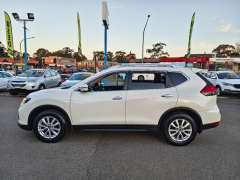 2017 NISSAN X-TRAIL ST-L , Only 85915km, $ 14999 Nice city suv.