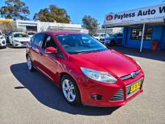 2014 FORD FOCUS TREND, low kilometers, sporty looking, $ 6999 Cheap reliable 1st car.