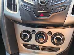 2014 FORD FOCUS TREND, low kilometers, sporty looking, $ 6999 Cheap reliable 1st car.