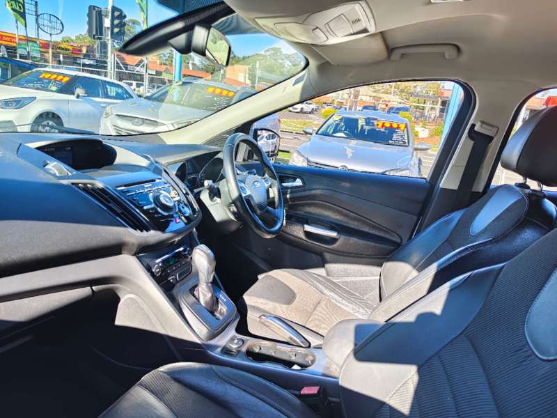 2014 FORD KUGA TREND (AWD), auto, well maintained, low kilometers, $ 7999