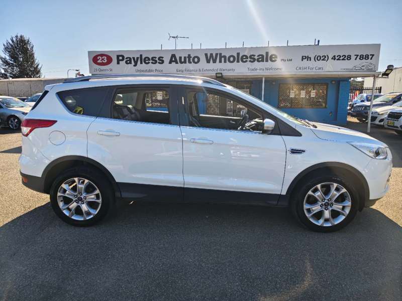 2014 FORD KUGA TREND (AWD), auto, well maintained, low kilometers, $ 7999
