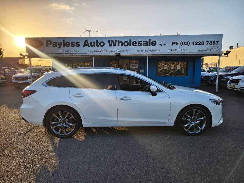 2017 MAZDA MAZDA6 GT, Top of the range, super clean, $ 20999 Nice car.