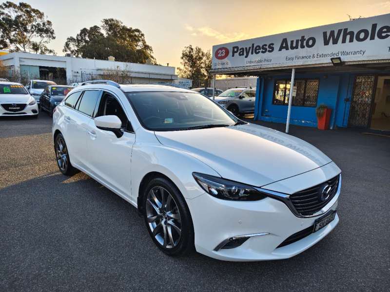 2017 MAZDA MAZDA6 GT, Top of the range, super clean, $ 20999 Nice car.