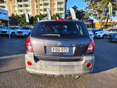 2015 HOLDEN CAPTIVA 5 LT , auto, low kilometers, $ 6999 Great city suv.