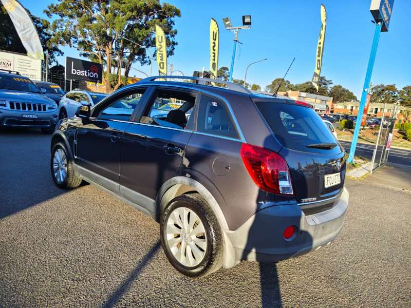 2015 HOLDEN CAPTIVA 5 LT , auto, low kilometers, $ 6999 Great city suv.