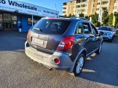 2015 HOLDEN CAPTIVA 5 LT , auto, low kilometers, $ 6999 Great city suv.