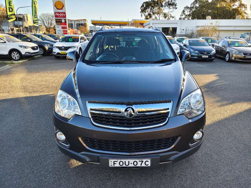 2015 HOLDEN CAPTIVA 5 LT , auto, low kilometers, $ 6999 Great city suv.