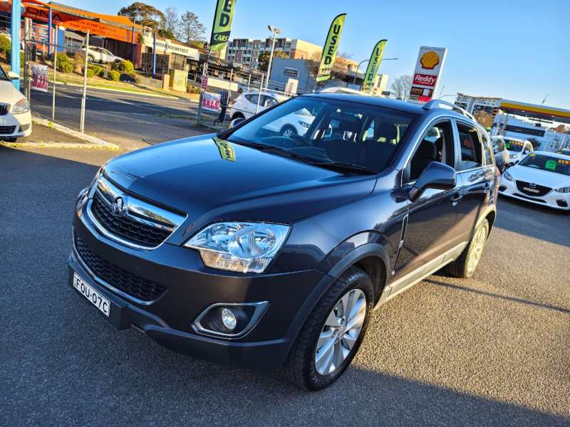 2015 HOLDEN CAPTIVA 5 LT , auto, low kilometers, $ 6999 Great city suv.