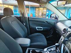 2015 HOLDEN CAPTIVA 5 LT , auto, low kilometers, $ 6999 Great city suv.