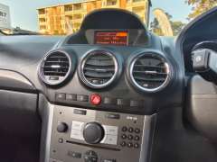 2015 HOLDEN CAPTIVA 5 LT , auto, low kilometers, $ 7999 Great city suv.