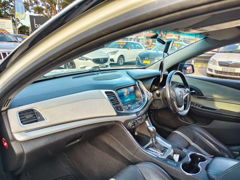 2016 HOLDEN CALAIS -Series 2, low kilometers, Nice car. $ 17999 Good for collection!