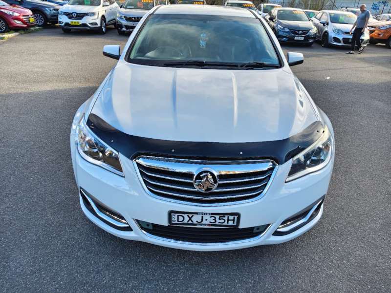 2016 HOLDEN CALAIS -Series 2, low kilometers, Nice car. $ 17999 Good for collection!