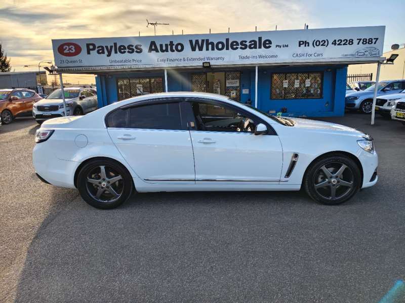 2016 HOLDEN CALAIS -Series 2, low kilometers, Nice car. $ 17999 Good for collection!