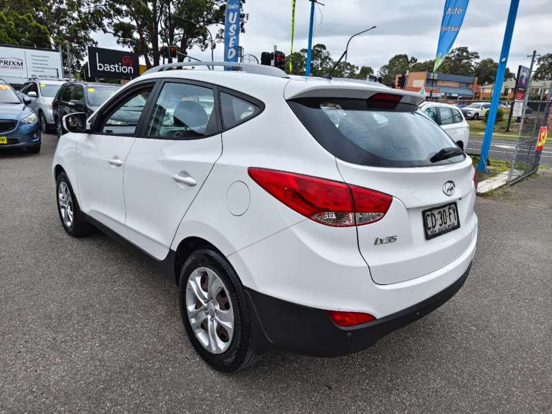 2015 HYUNDAI iX35 ACTIVE , auto, well maintained, $ 7999 Great city suv.