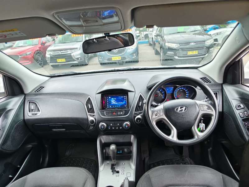 2015 HYUNDAI iX35 ACTIVE , auto, well maintained, $ 7999 Great city suv.