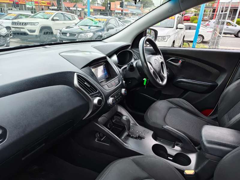 2015 HYUNDAI iX35 ACTIVE , auto, well maintained, $ 7999 Great city suv.